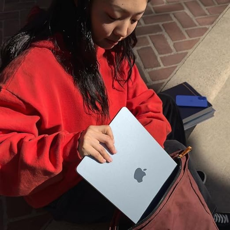 苹果 2025 款 MacBook Air 13 英寸笔记本电脑，搭载 M4 芯片：专为苹果智能打造，13.6 英寸 Liquid 视网膜显示屏，16GB 统一内存，256GB 固态硬盘，1200 万像素主摄像头，触控 ID；午夜蓝